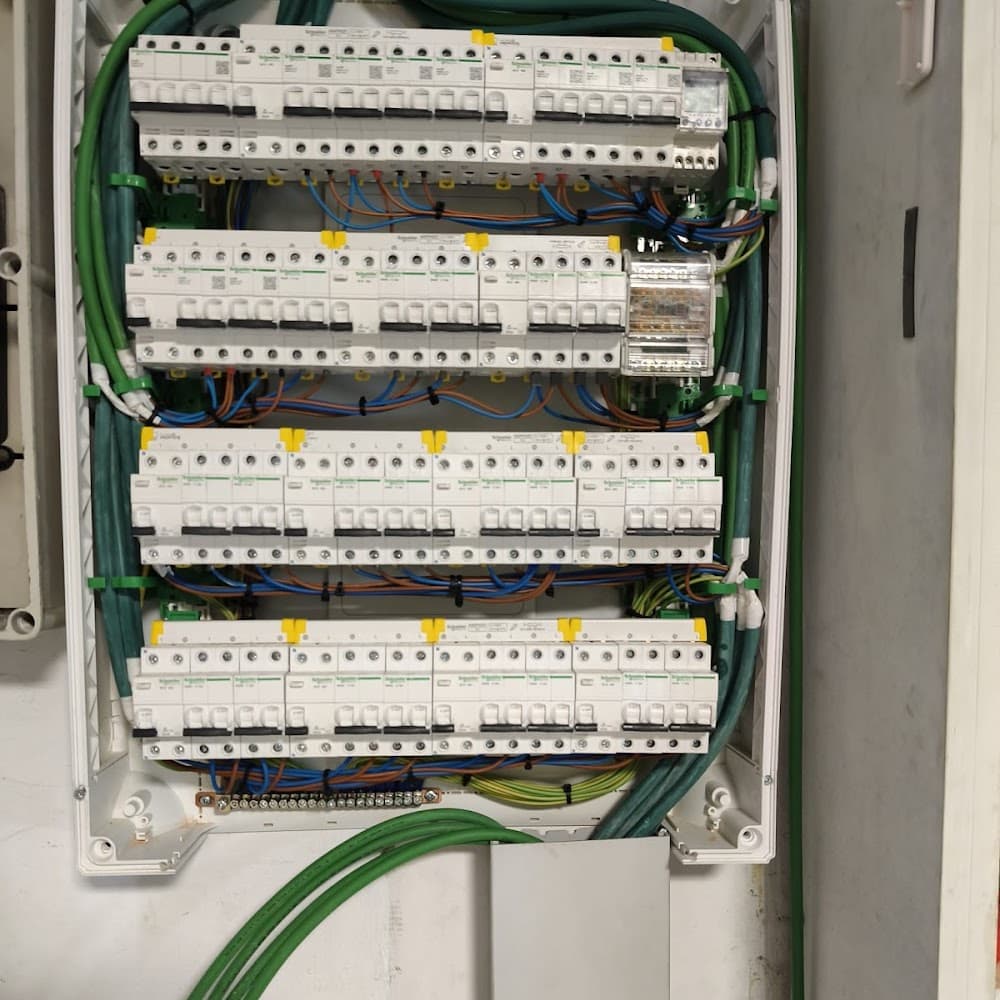 ✅ Lumitek.es - Servicios Eléctricos 24h
