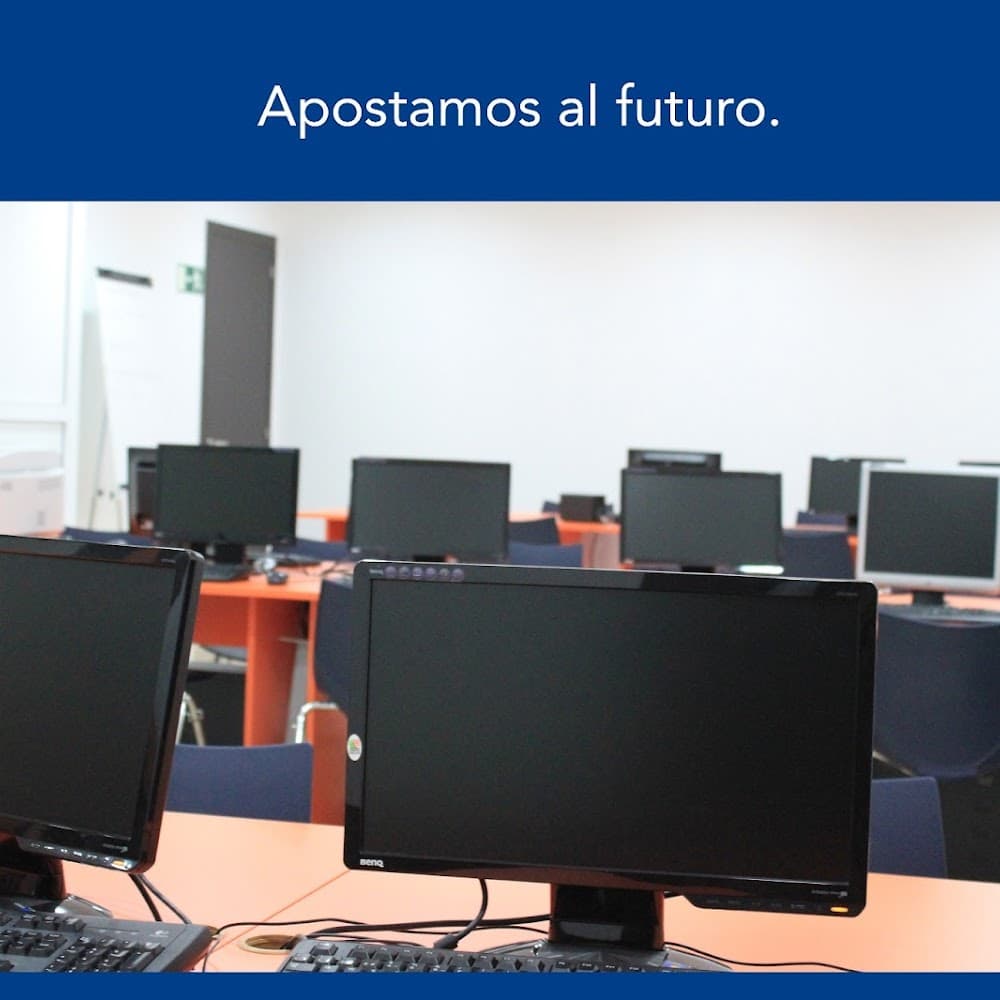 Tau Formar | Academia de inglés Santa Coloma