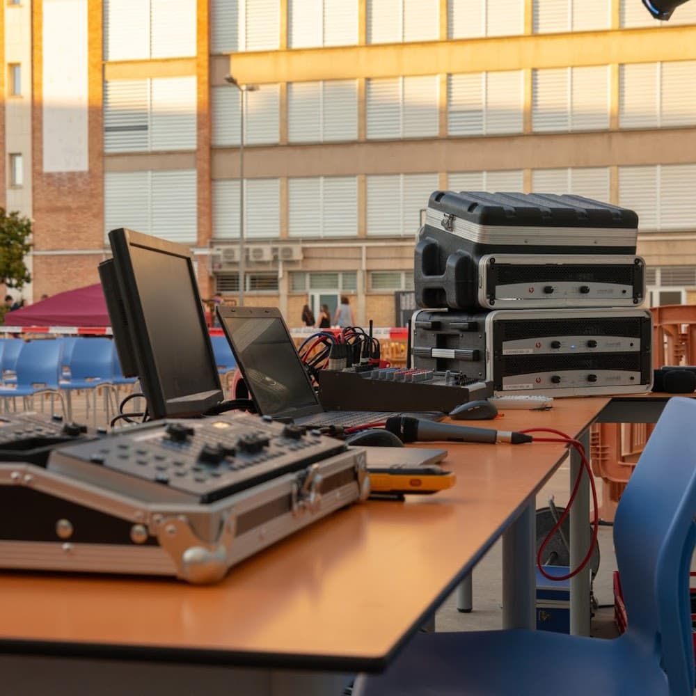 MEDIAGRUP - Serveis Tècnics i Audiovisuals